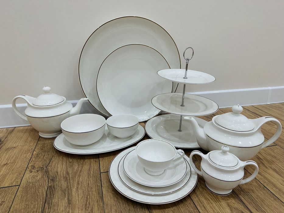 Продам чайно-столовый сервиз