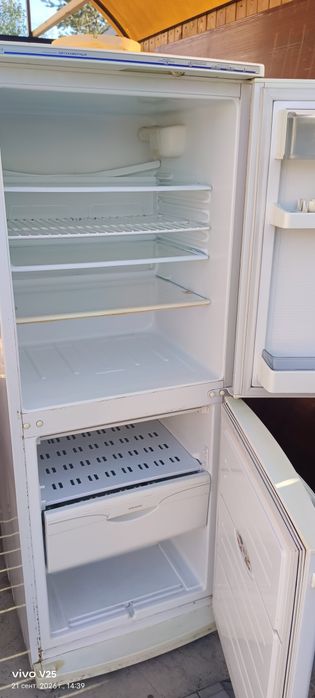Продам холодильник Атлант.