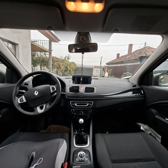 Vând Renault Megane 3  2011