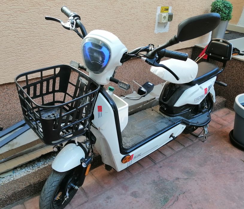 Scuter electric 350W
