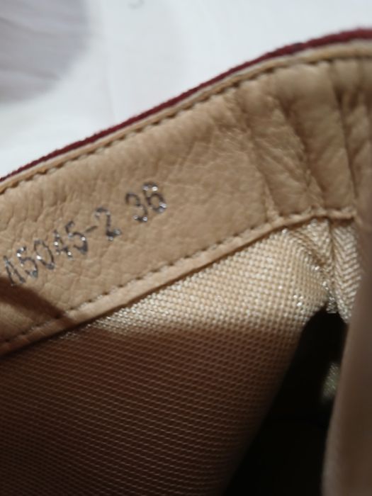 Botine decupate la vârf,vișinii, cu șiret și fermoar