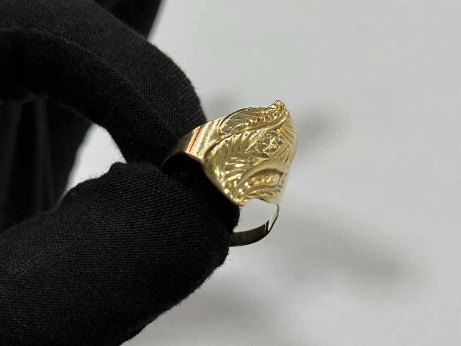 Дамски златен пръстен 14К(2.31гр)