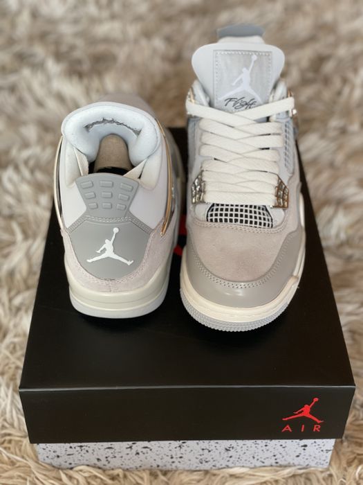 Air Jordan 4 Retro Frozen Moments Metallic Grey Silver White