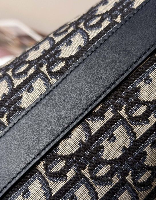 Geanta Dior , calitate premium , pe comanda , noua