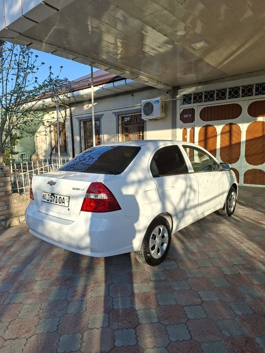 Продаётся нексия равон