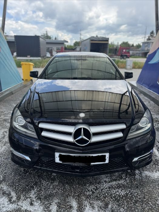 Dezmembrez Mercedes c-class w204 faceliift coupe! motror 2.2 diesel!