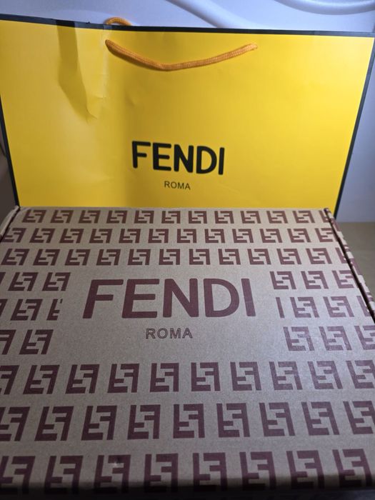 Дамски кецове FENDI