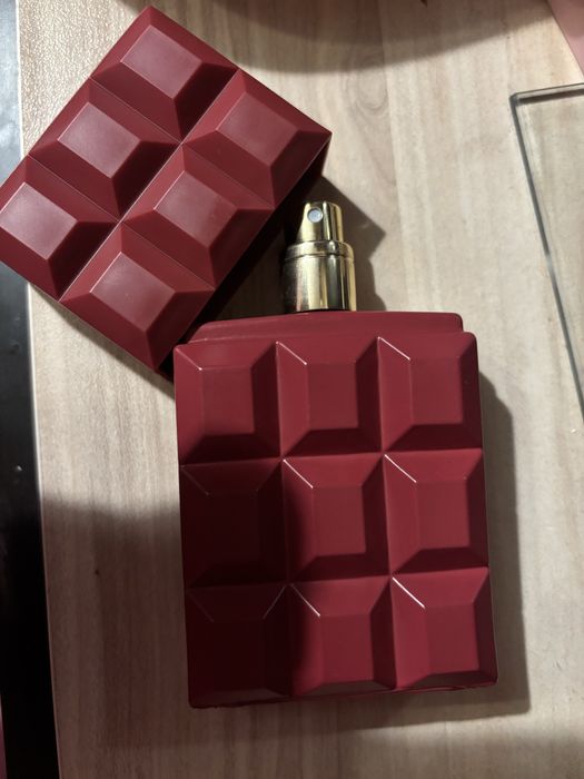 Парфюм Sabrina Carpenter Cherry Baby