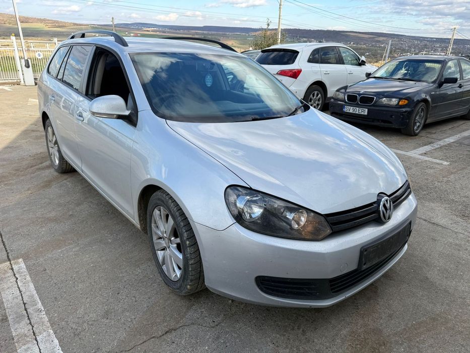Dezmembrez / Dezmembrari / Piese / Accesorii Vw golf 6 break gri 1.6 tdi cay 2012