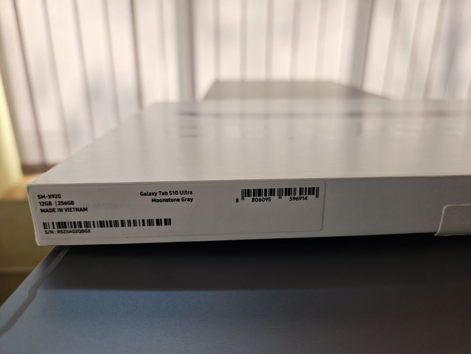 Samsung Tab S10 Ultra - 256 GB + 12 GB RAM