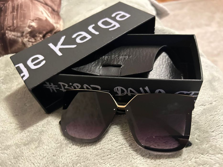 Очки солнцезащитные