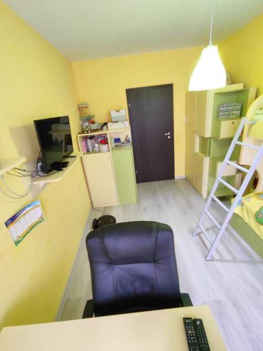 Дава се под наем Двустаен апартамент в Перник, Център - 65 кв.м за 359.04 € - Снимка #8