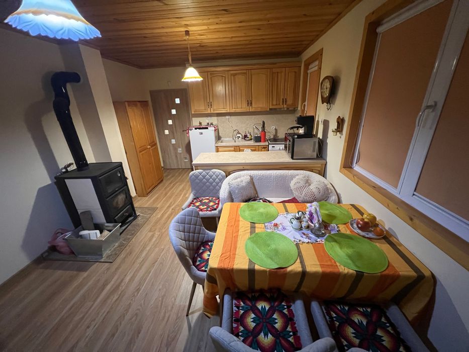 Дава се под наем Къща в Батак - 67 кв.м за 298.86 € - Снимка #3