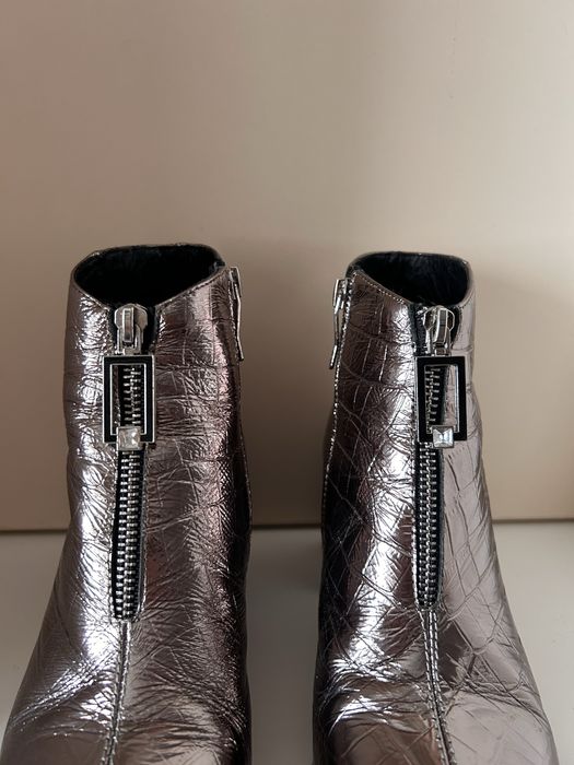 Дамски боти от естествена кожа