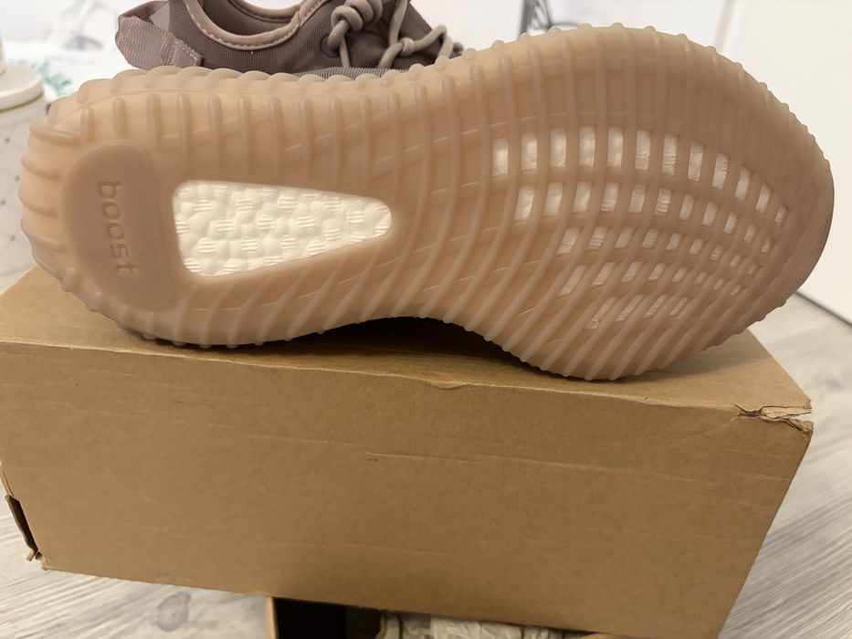 Adidas yeezy 350 v2