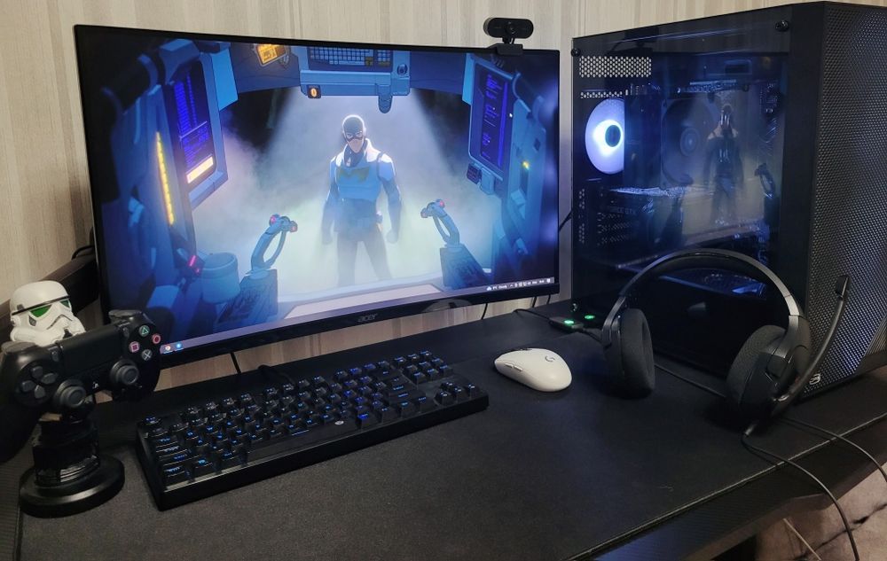 Продам игровой комплект (ПК новый)