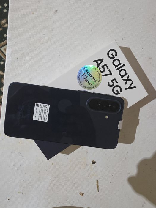 Samsuug galaxy A57 5G 256g