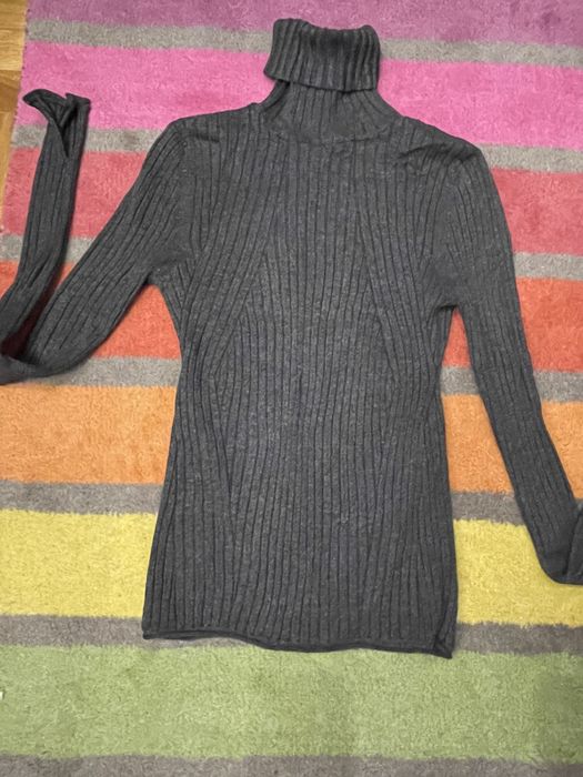 Пуловери на Зара, Бершка и др. - 18 лв- чифт