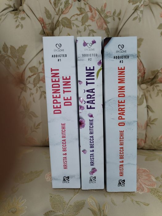 Seria Addicted în limba română