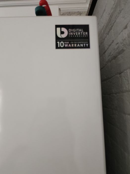 Холодильник б/у,в отличном состоянии