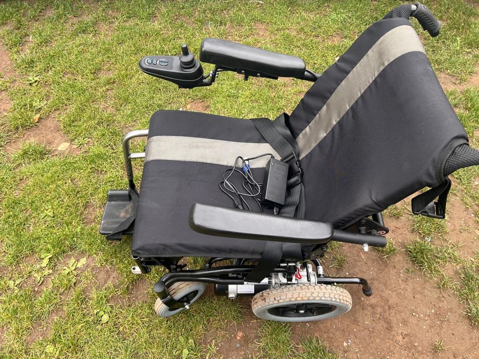 Електрически инвалиден стол Karma Ergo