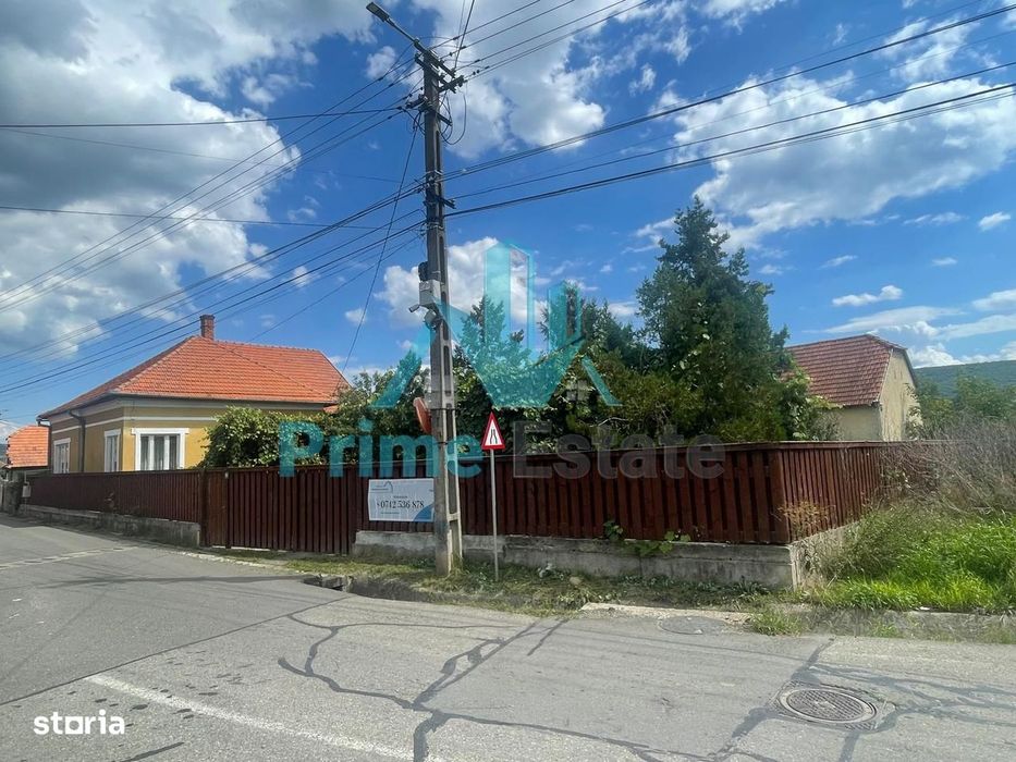 Casa cu teren de 4800 mp in Gilau