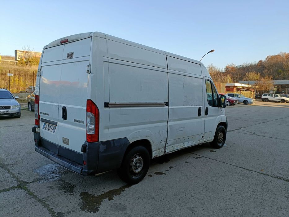 Пежо Боксер товарен
