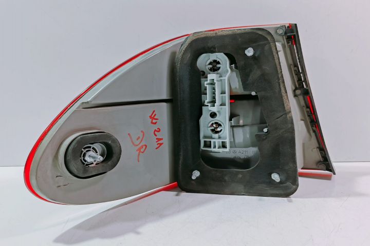 Stop tripla dreapta fara soclu A2118202864 Mercedes-Benz E-Class W211