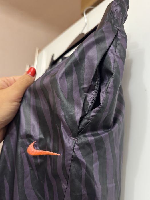 Pantaloni Nike, material fas, zebra print mov