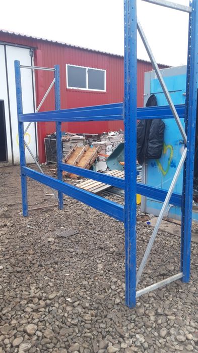 Vând rafturi metalice reglabile profesionale