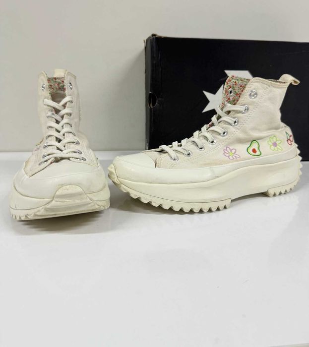 Converse Run STAR HIKE