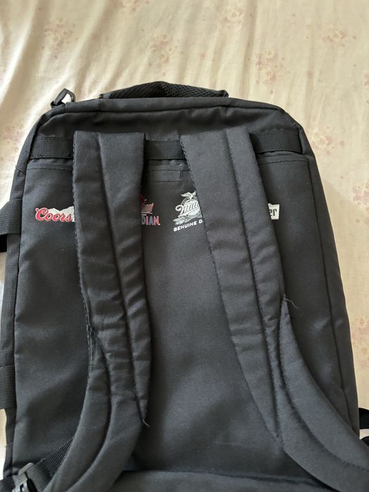 Ghiozdan/ geanta laptop