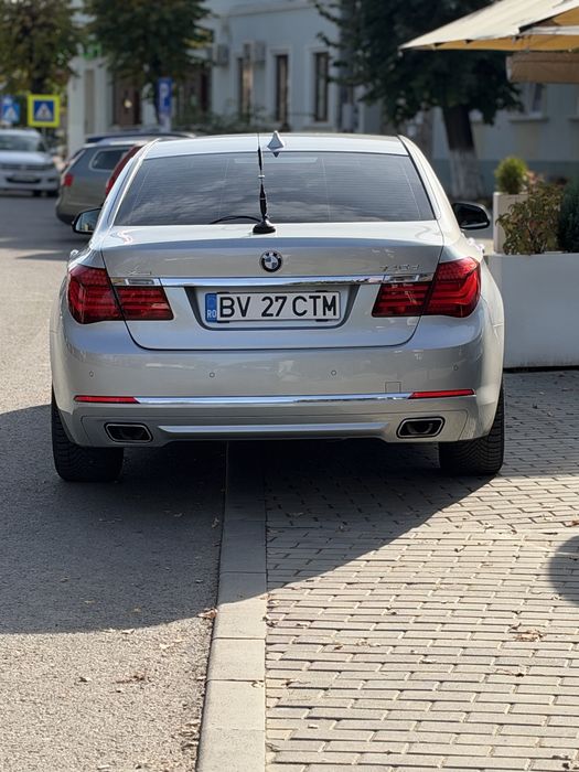 BMW 740D xDrive LCI(Facelift)•313CP•2012