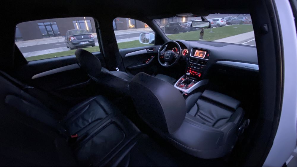 Vand Audi Q5 S-Line 06.2011 2.0tdi xenon piele navi camera inc scaune