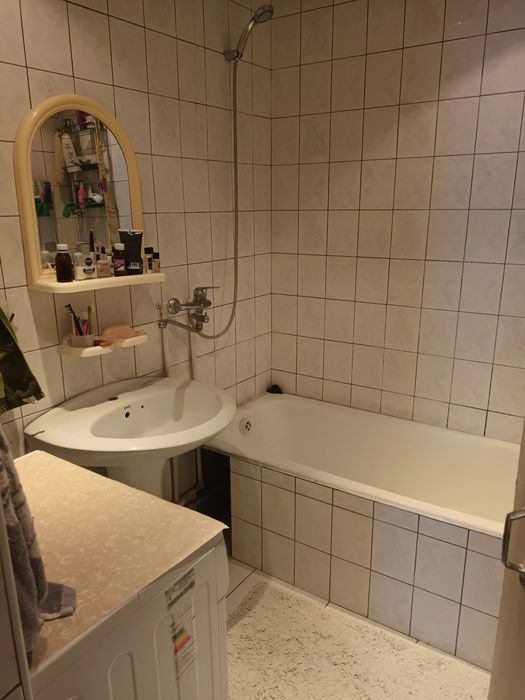 Здается в аренду 3 комнатная квартира