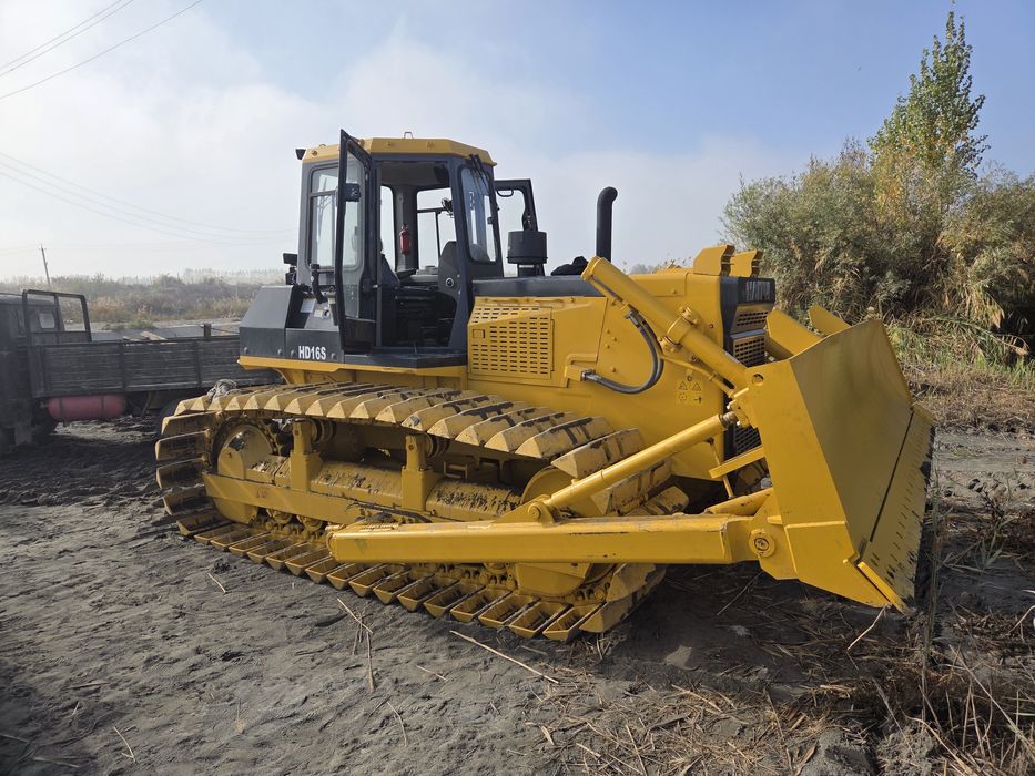 Продаётся Бульдозер балотный 2025год ноябр наработка 500 моточас