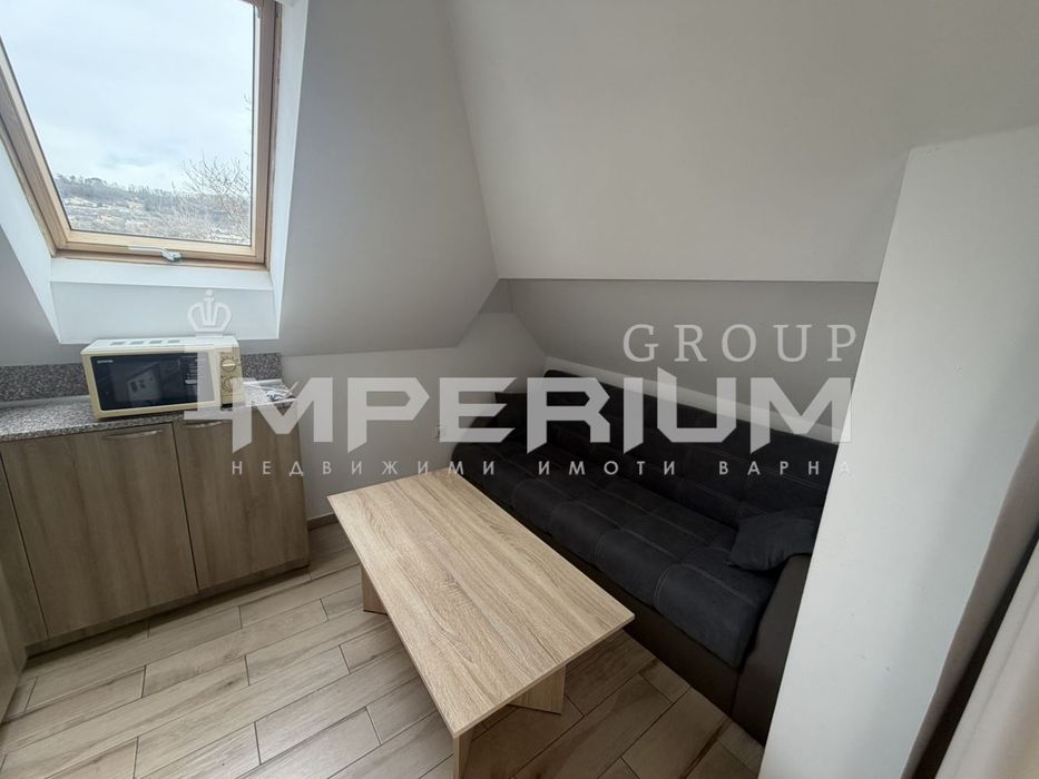 Двустаен обзаведен апартамент под наем в района на кв. Левски, гр. Ва