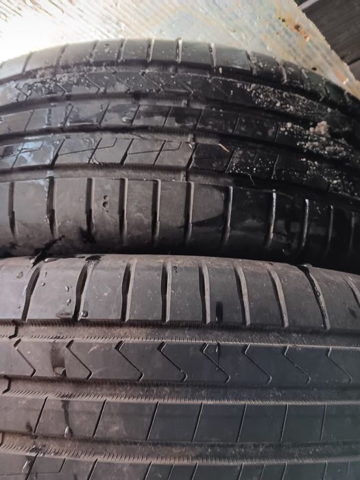 Vând 4 anvelope de vară, Hankook Ventus Prime 4  215/65/R17 ca noi