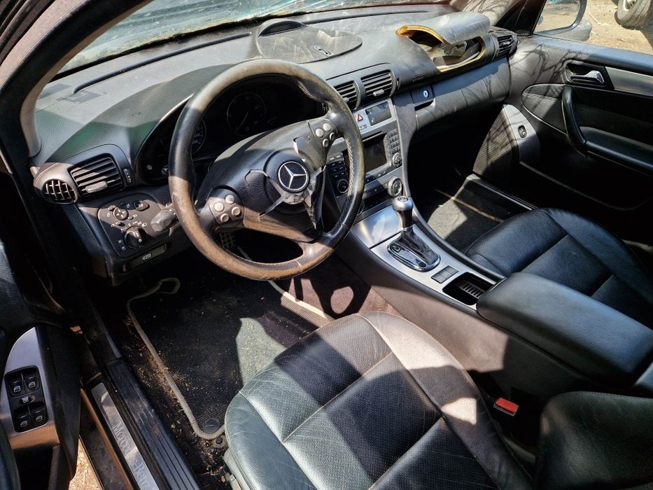 Mercedes W203 C270CDI 170кс AMG пакет ксенон навигация НА ЧАСТИ!