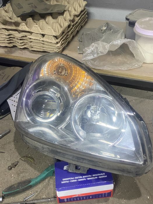 Приора продам 2011