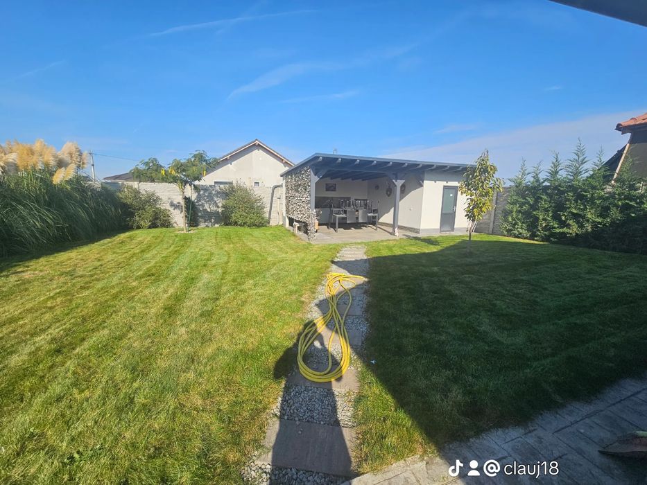 Casa moderna , întrare Santandrei,  drumul nou, MERITĂ VĂZUTĂ!