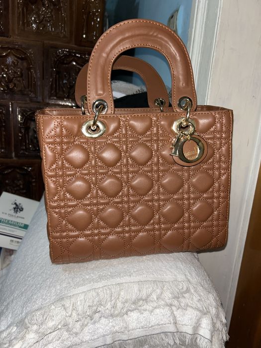 Genti guess, Marc Jacobs etc