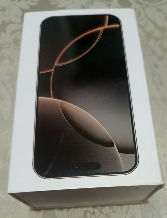 iPhone 16Pro max сотилади.