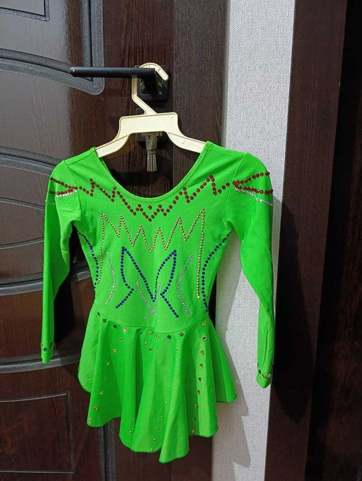 Купальники для худ .гимнастики