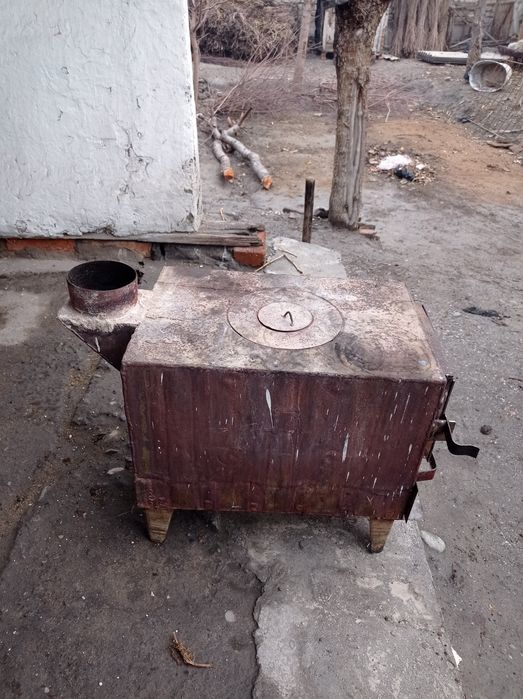 Утин ва кумир печка сотилади