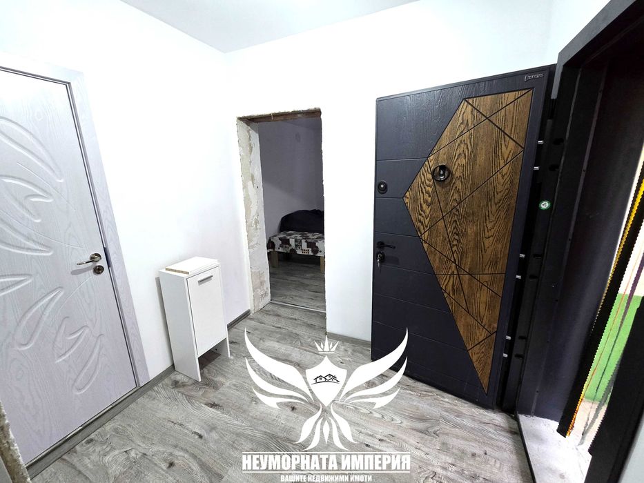 Двуетажна вила/къща 102РЗП с 882кв. двор село Долнослав, обл.Пловдив