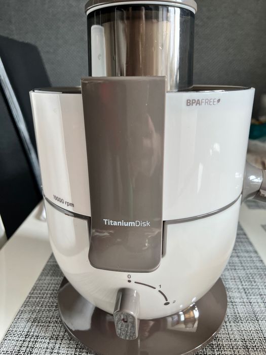 Сокоизтисквачка Cecotec strong titanium