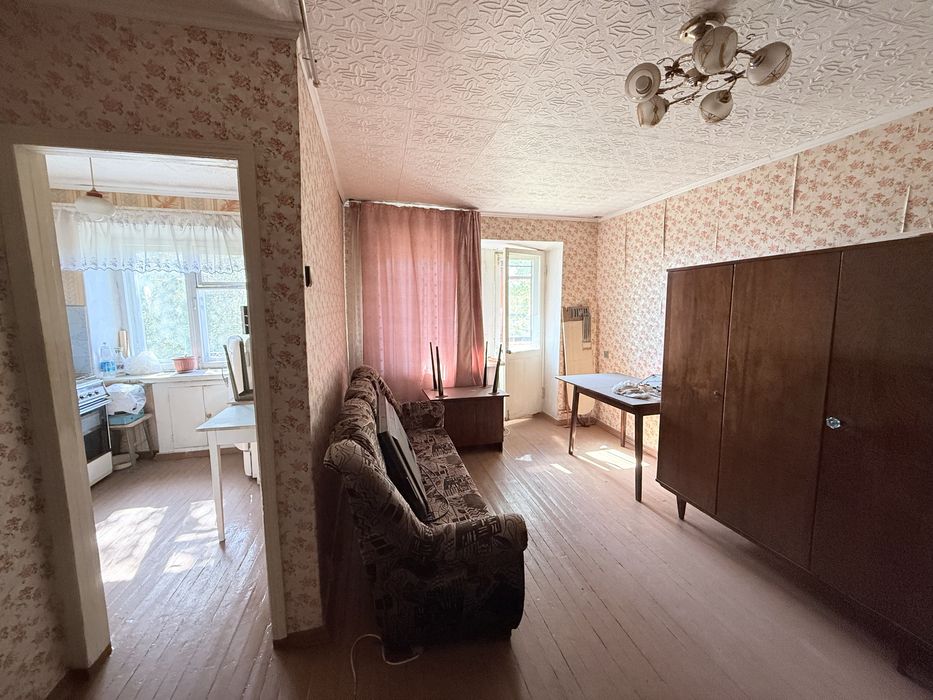 Продам 1 комн квартиру 3 этаж