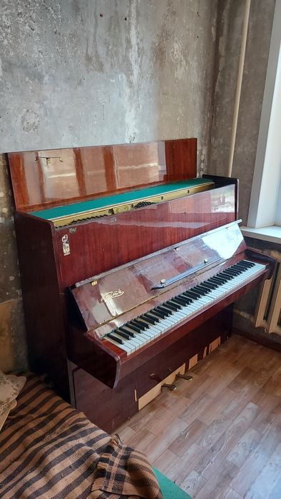 Продаю Пианино " Ритм" Б/У