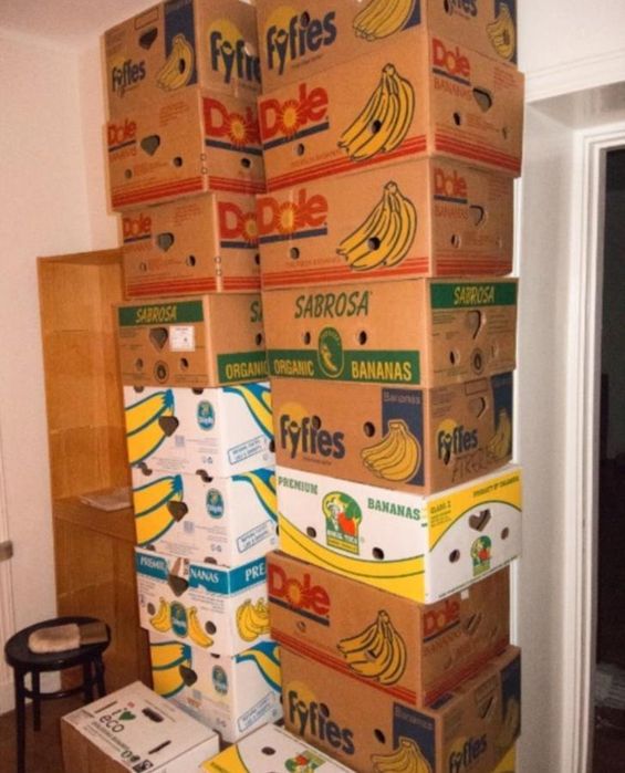 Продам коробку банан